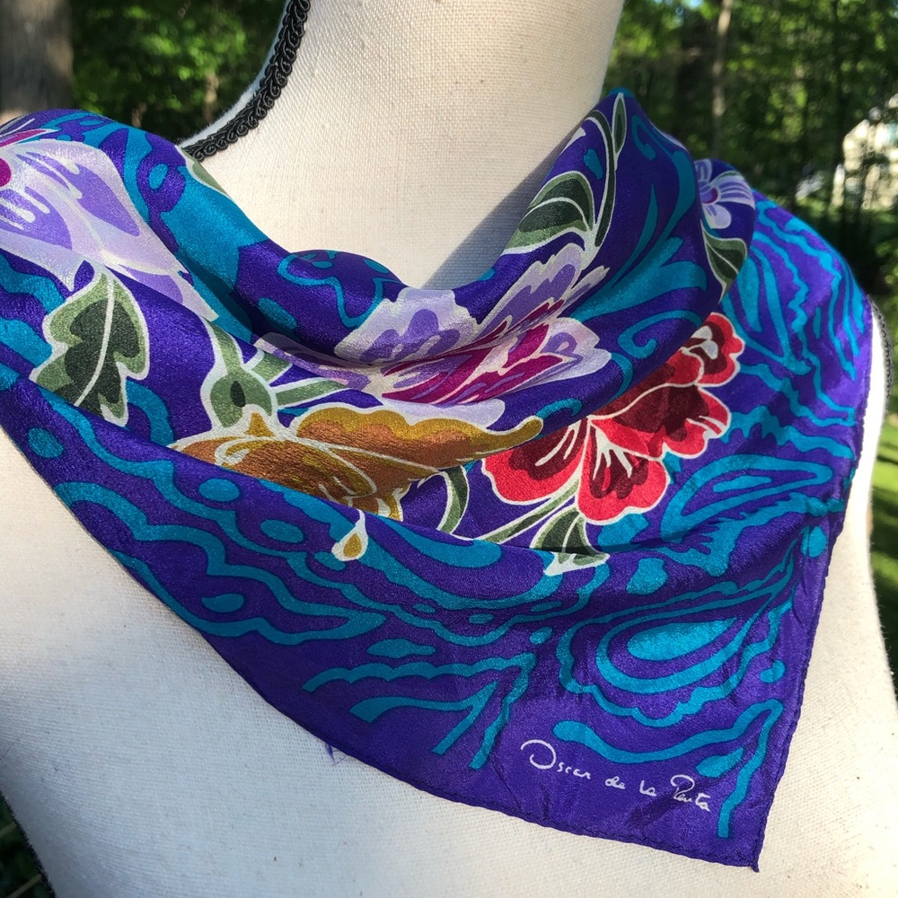 Oscar de la Renta | Floral Silk Scarf - Picture 7 of 10